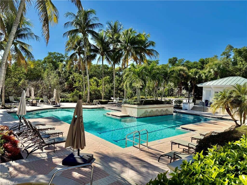 445 Cove Tower Dr #704, Naples, photo 24