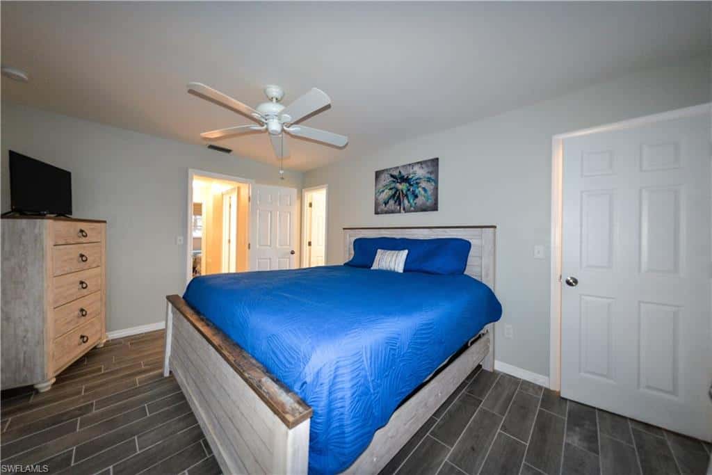 220 Albatross St, Fort Myers Beach, photo 28
