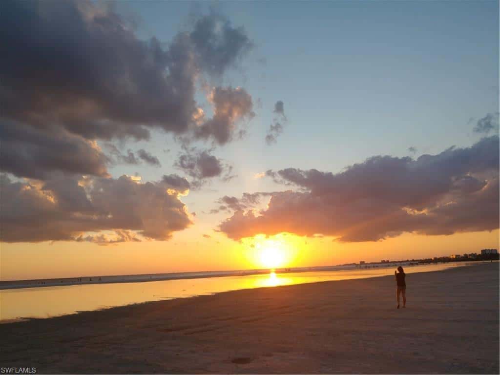 220 Albatross St, Fort Myers Beach, photo 10