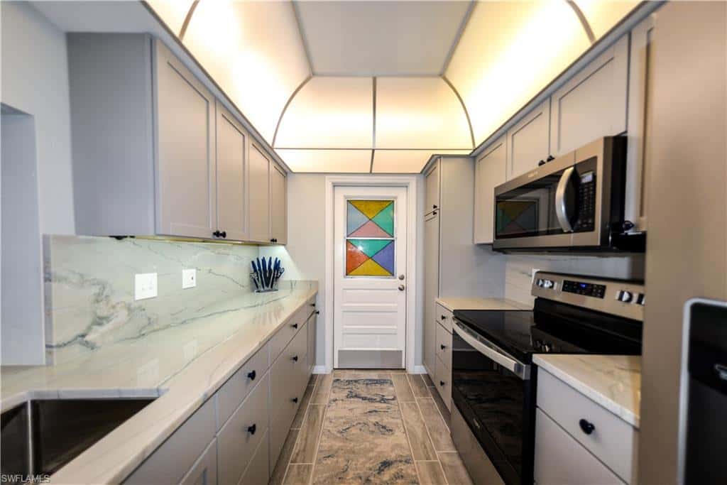 220 Albatross St, Fort Myers Beach, photo 14