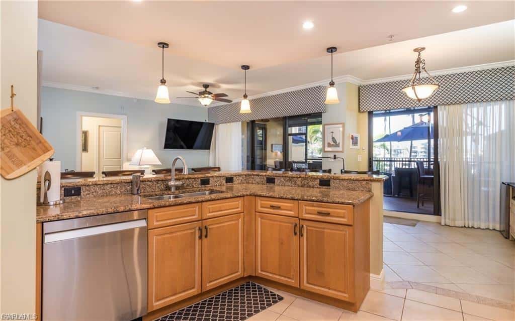 5704 Cape Harbour Dr #105, Cape Coral, photo 15