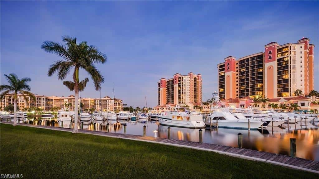 5704 Cape Harbour Dr #105, Cape Coral, photo 4