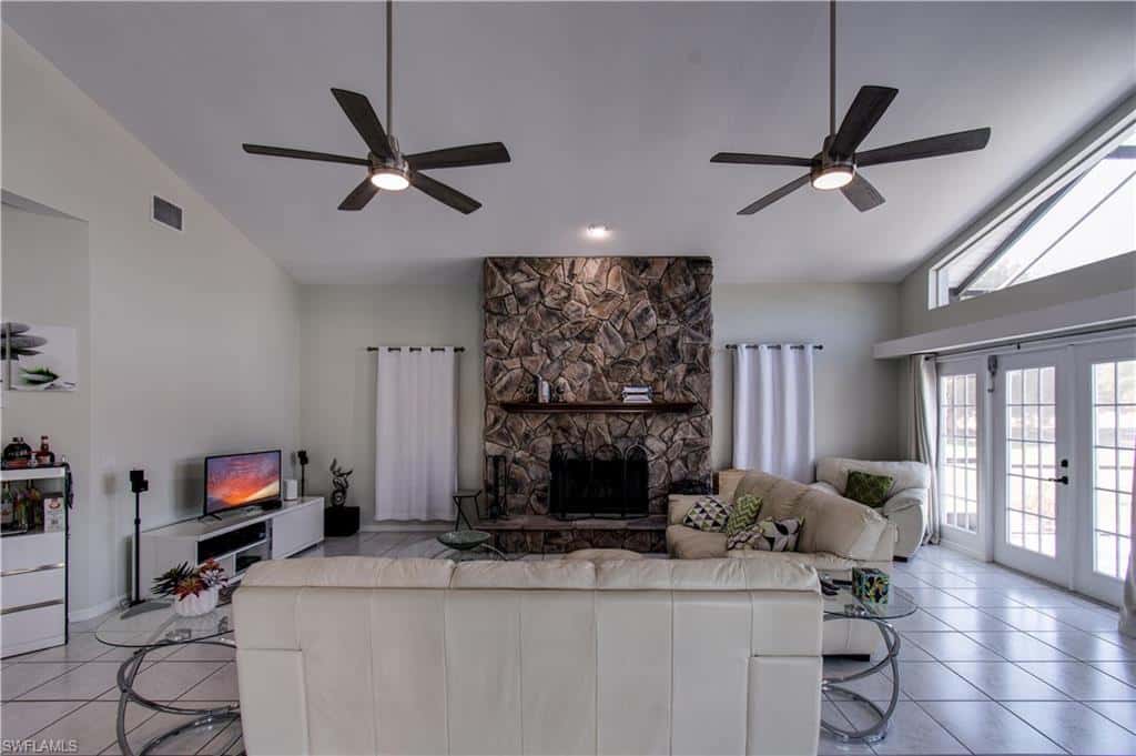 4332 Country Club Blvd, Cape Coral, photo 13