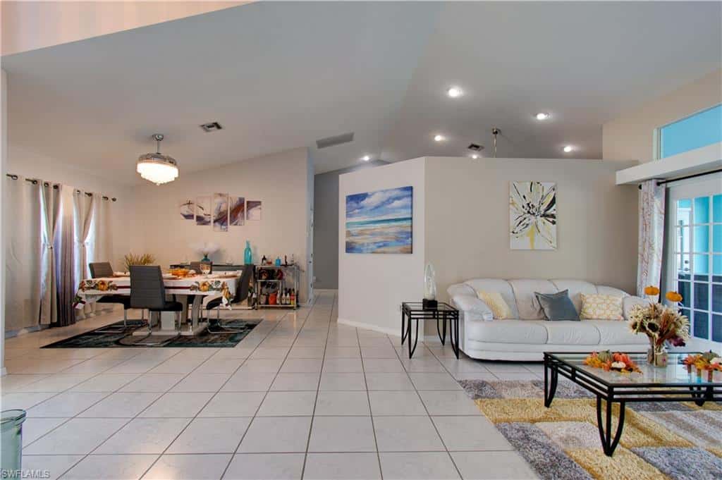 4332 Country Club Blvd, Cape Coral, photo 5