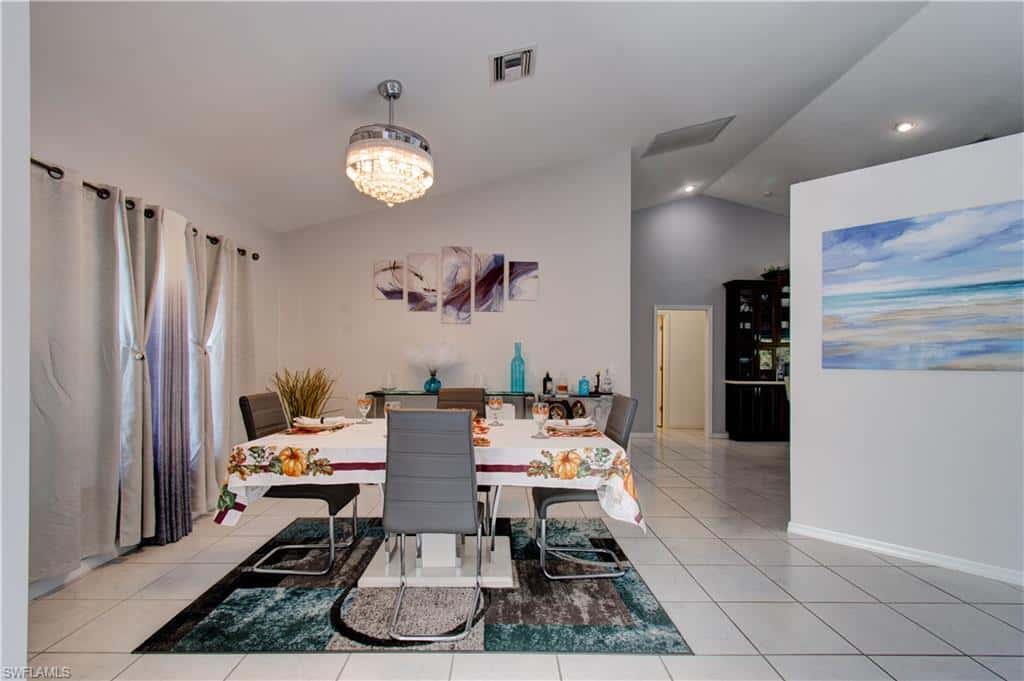 4332 Country Club Blvd, Cape Coral, photo 4