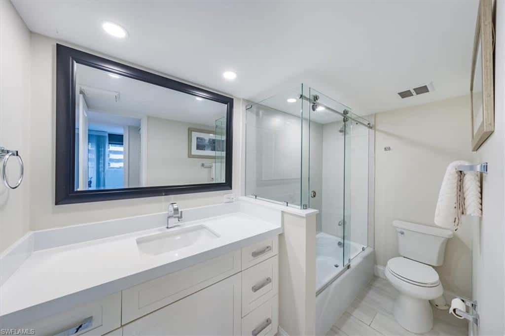 4005 Gulf Shore Blvd #1104, Naples, photo 23