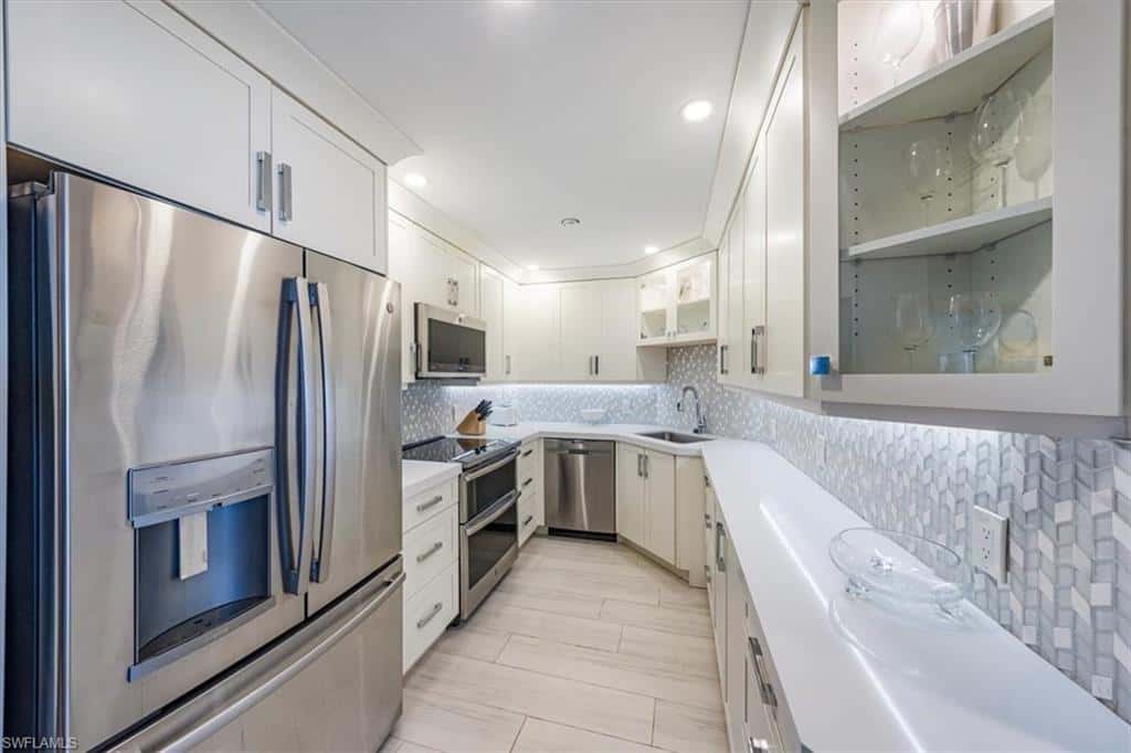 4005 Gulf Shore Blvd #1104, Naples, photo 10