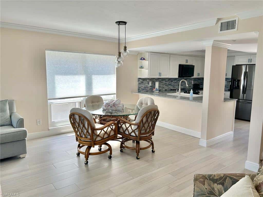 497 Gulf Dr #4, Sanibel, photo 9
