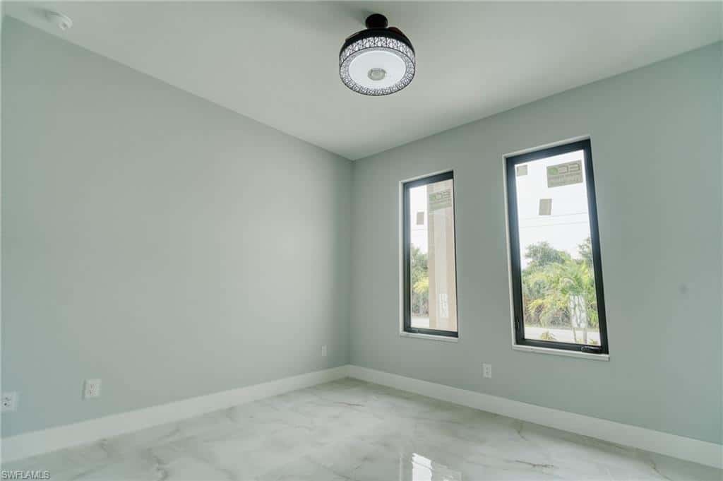 10474 Winnipeg St, Port Charlotte, photo 27