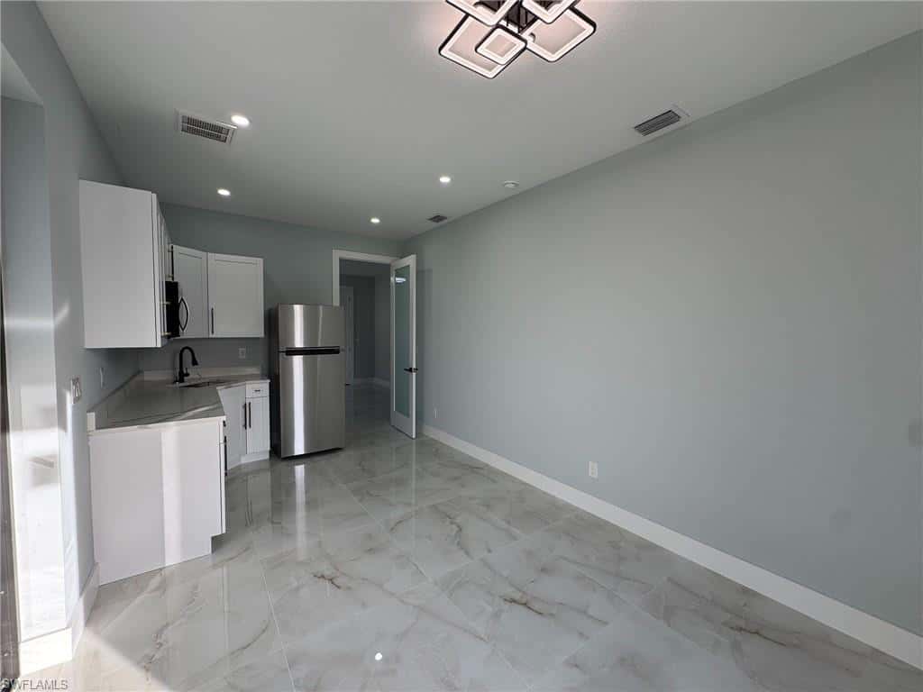 10474 Winnipeg St, Port Charlotte, photo 46