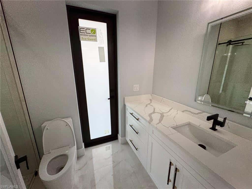 10474 Winnipeg St, Port Charlotte, photo 32