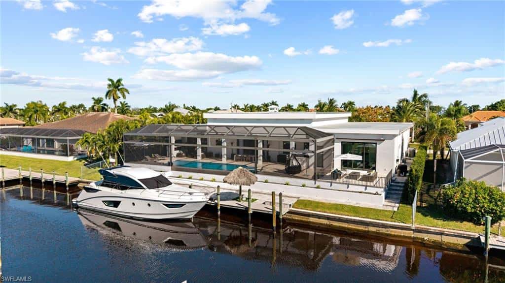 5324 Mayfair Ct, Cape Coral, photo 5