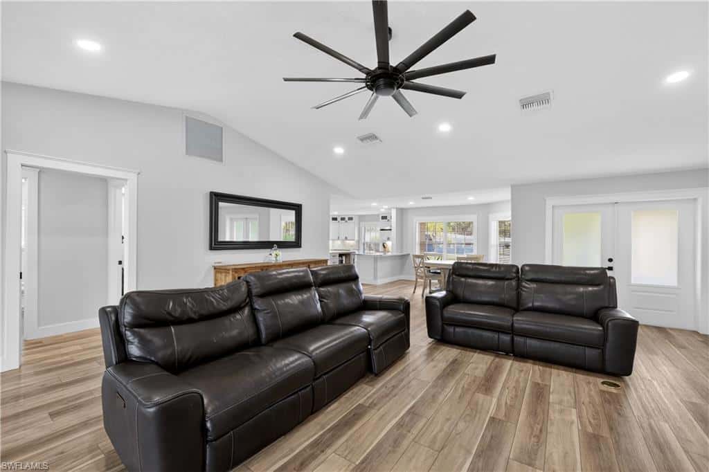 17060 Cypress Creek Dr, North Fort Myers, photo 5