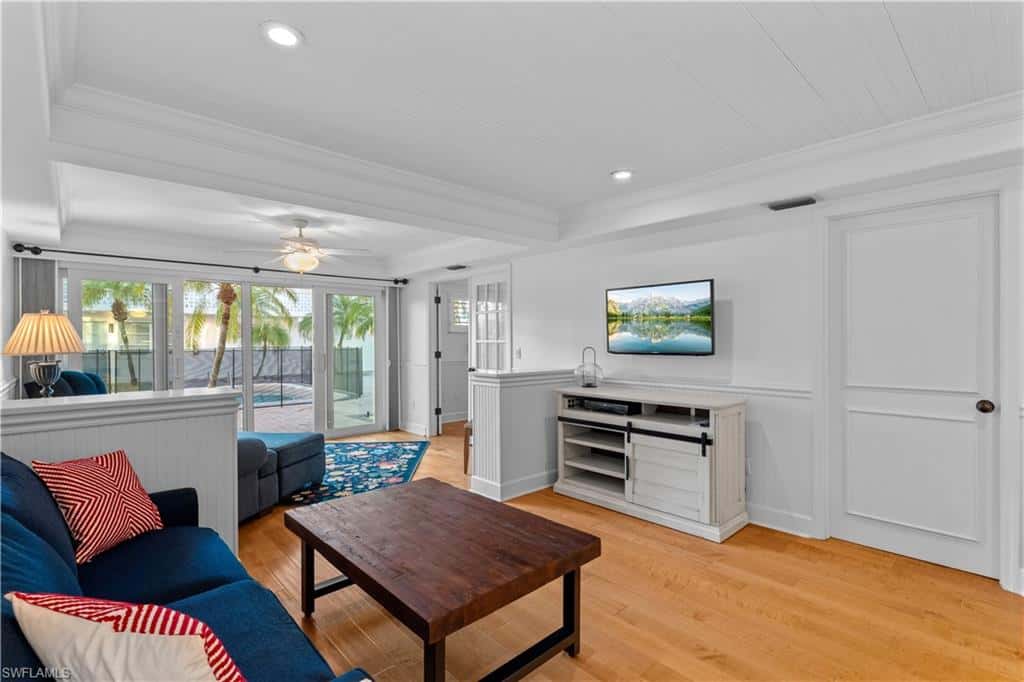 320 14th Ave #320c, Naples, photo 9