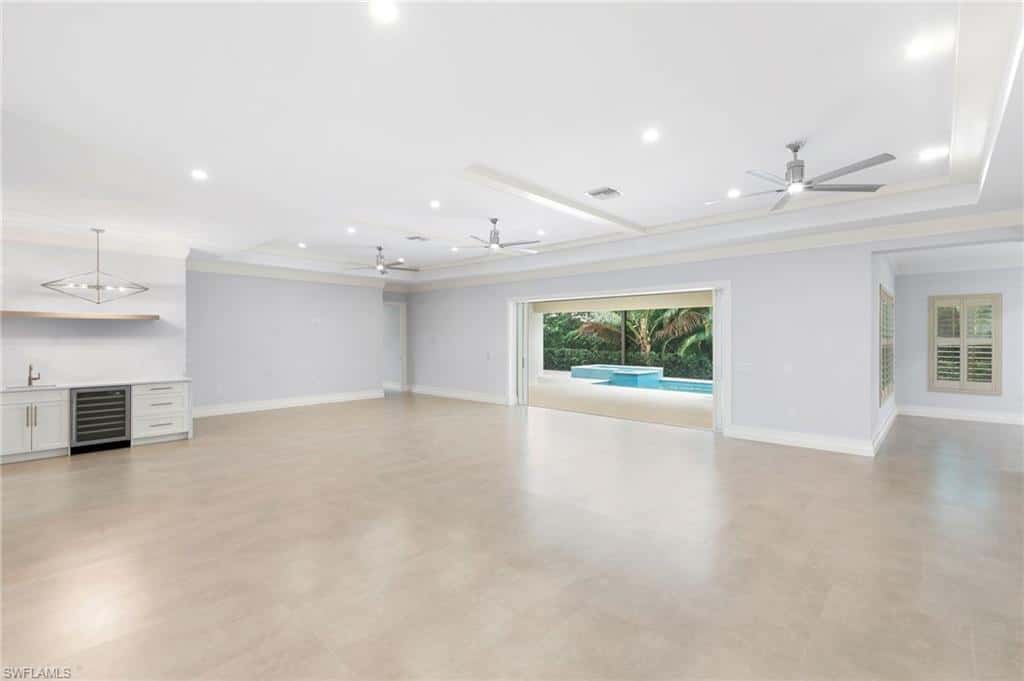1086 Michigan Ave, Naples, photo 12
