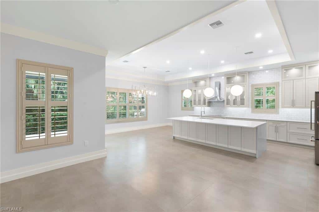 1086 Michigan Ave, Naples, photo 5