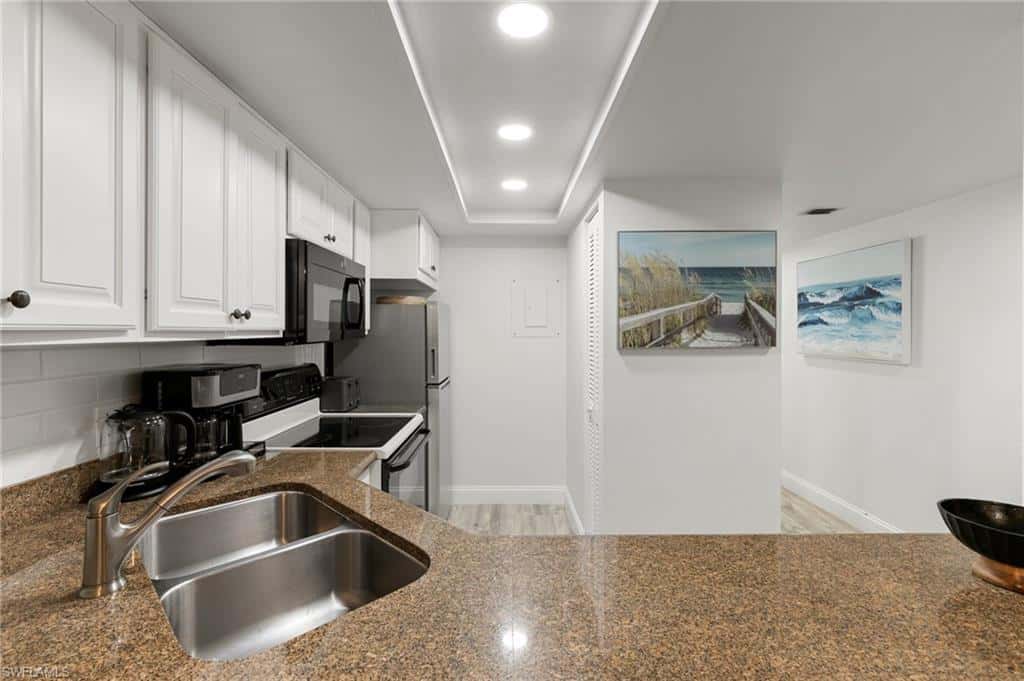 600 Neapolitan Way #257, Naples, photo 9