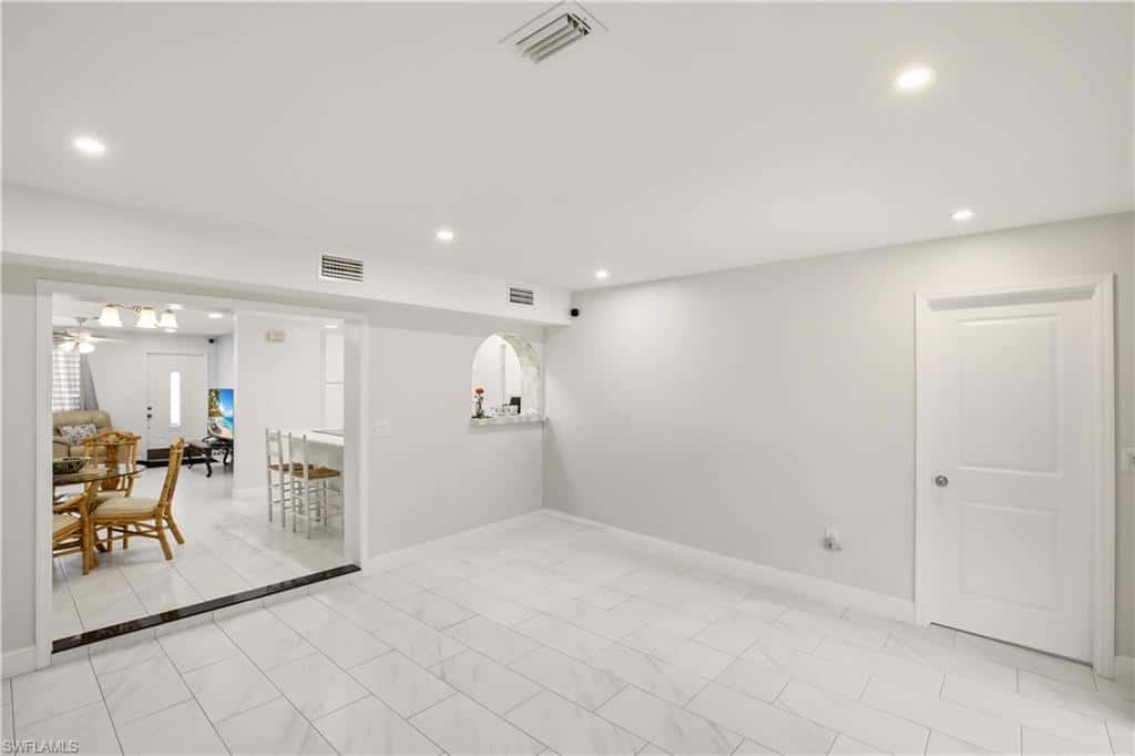 1736 Bonnie Ct, Fort Myers, photo 6