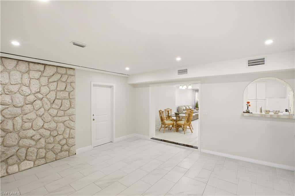 1736 Bonnie Ct, Fort Myers, photo 8