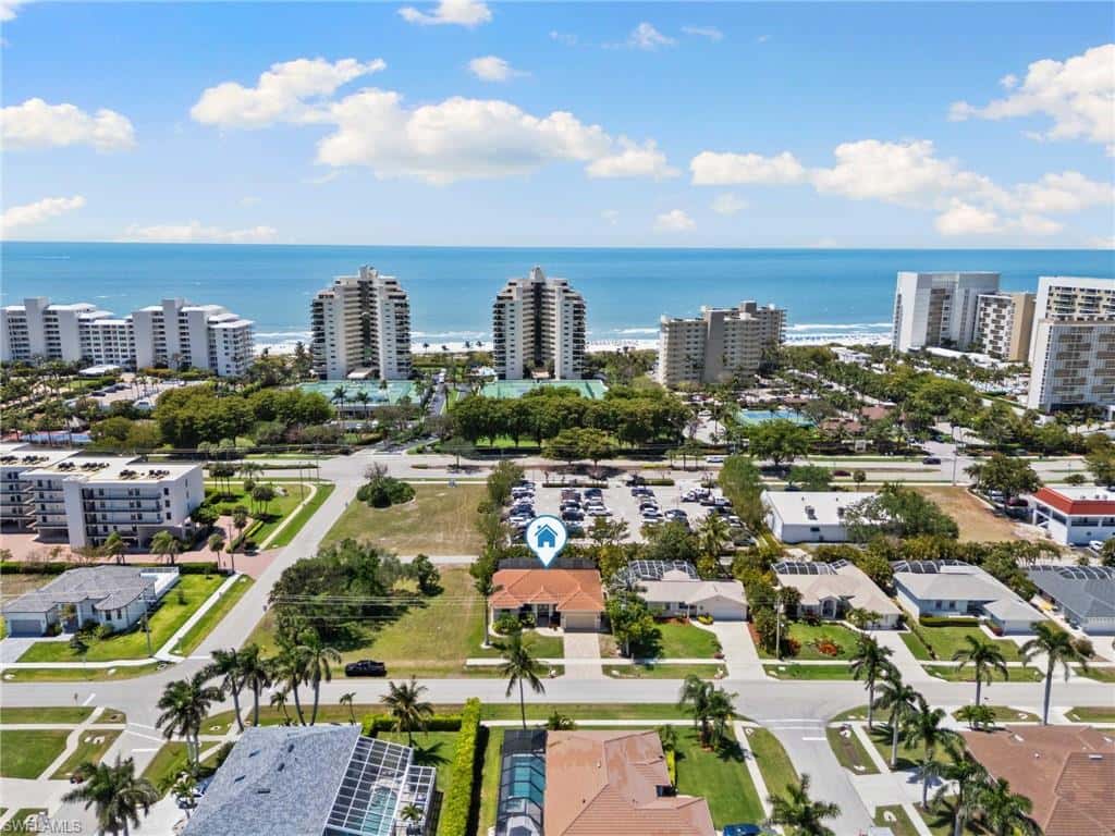 724 Seagrape Dr, Marco Island, photo 4