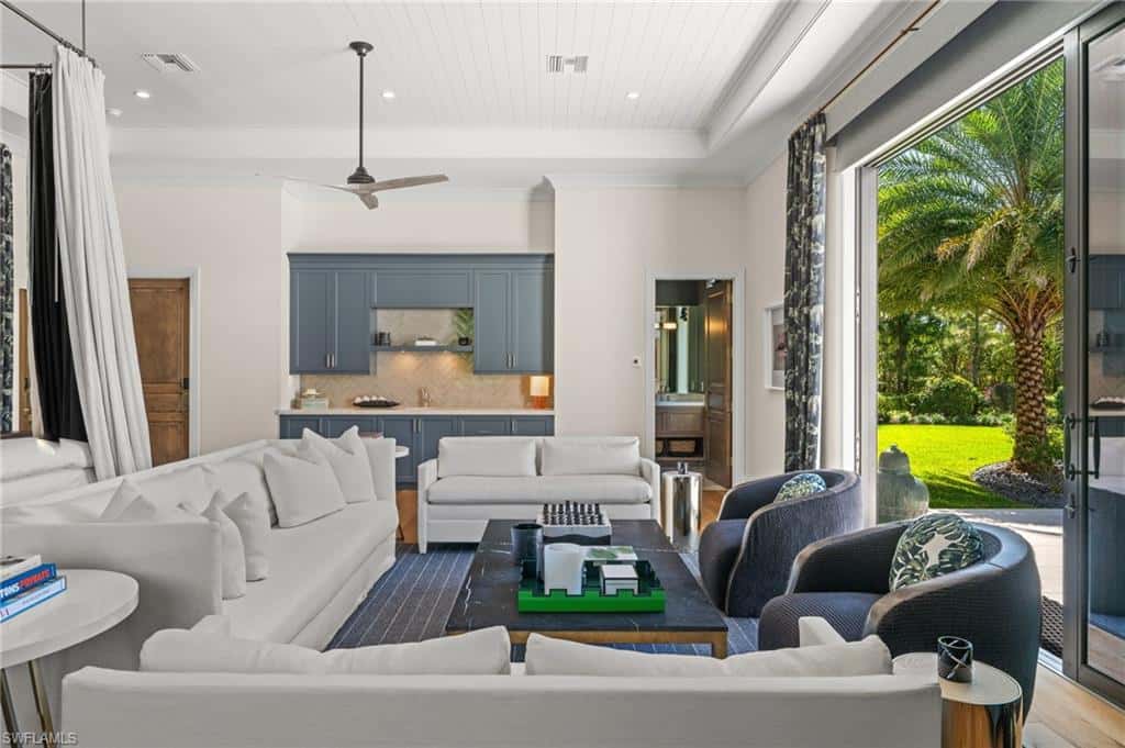 142 Eugenia Dr, Naples, photo 22