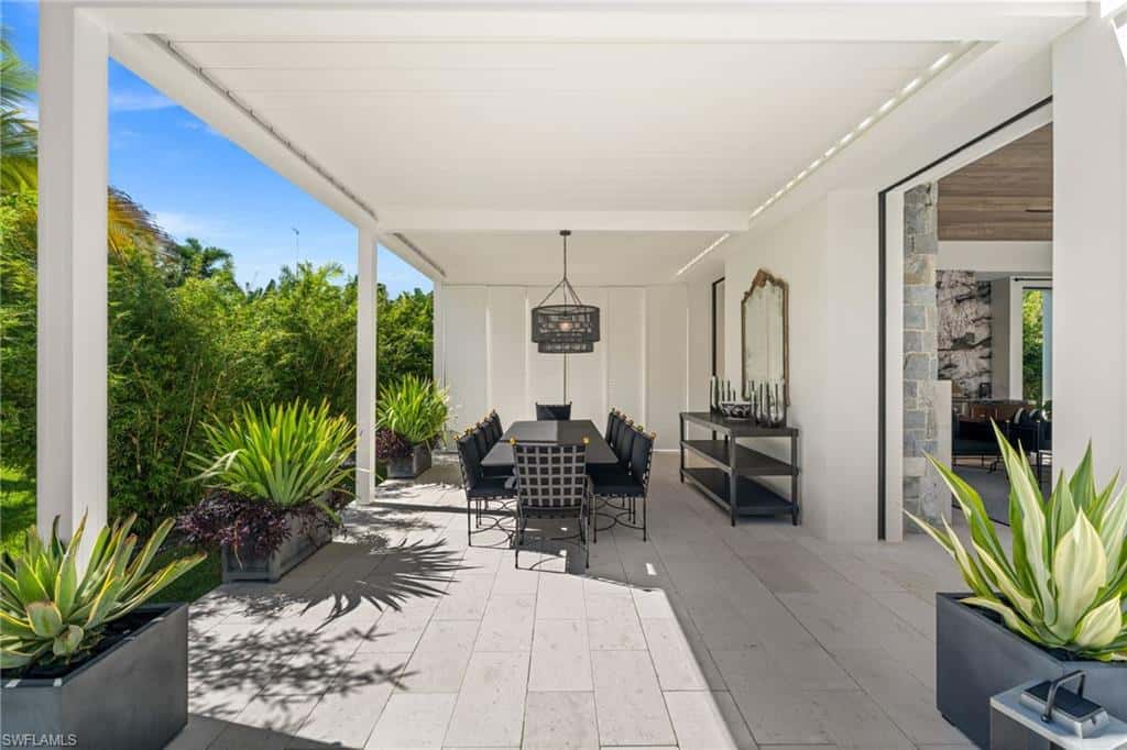 142 Eugenia Dr, Naples, photo 24