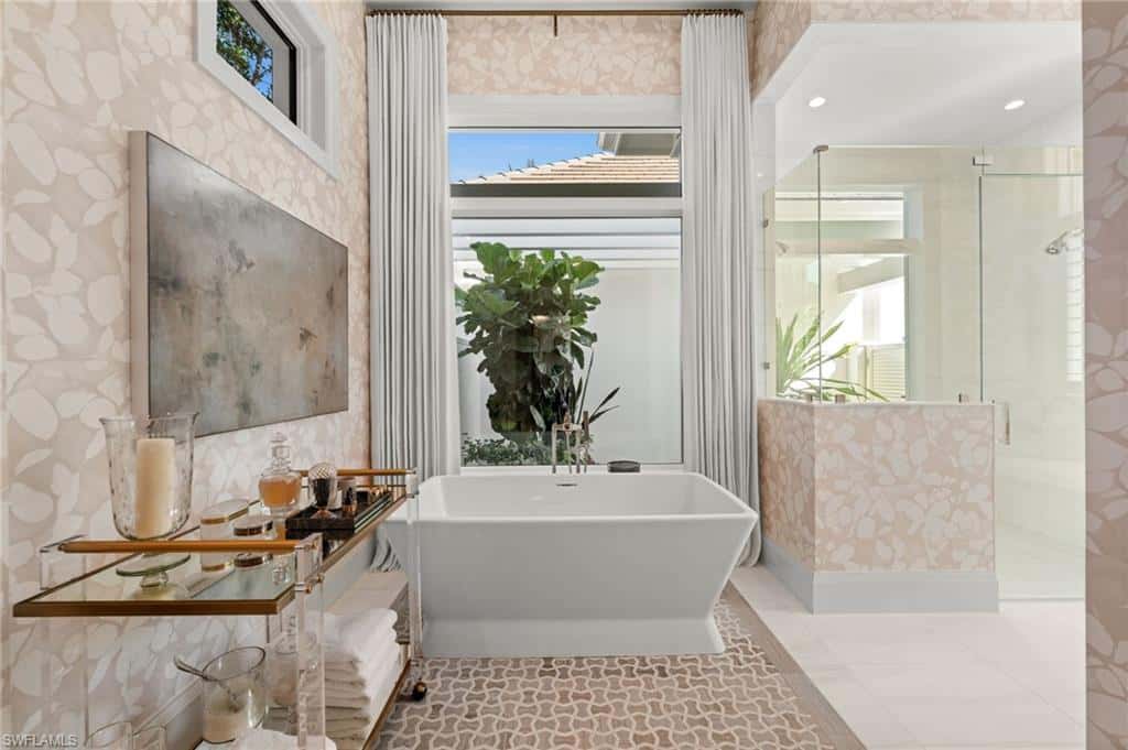 142 Eugenia Dr, Naples, photo 34