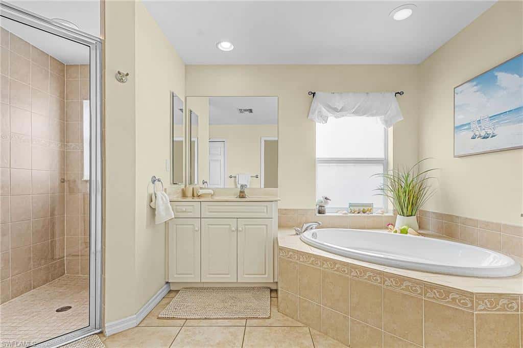 3433 7th Ln, Cape Coral, photo 17