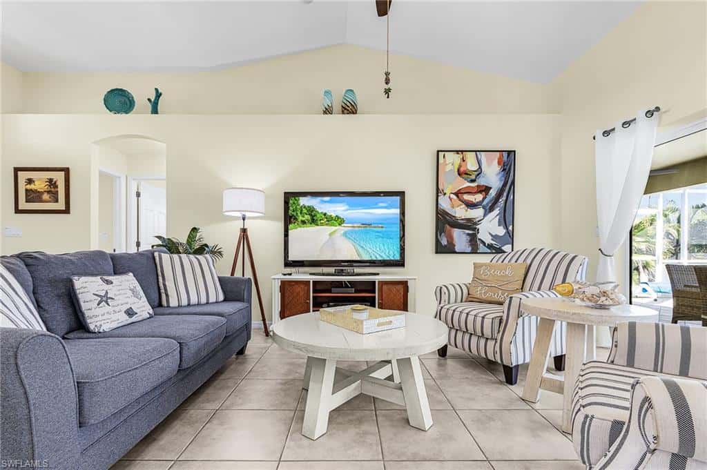 3433 7th Ln, Cape Coral, photo 8
