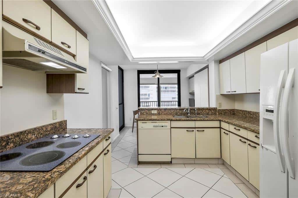 4401 Gulf Shore Blvd #1104, Naples, photo 13