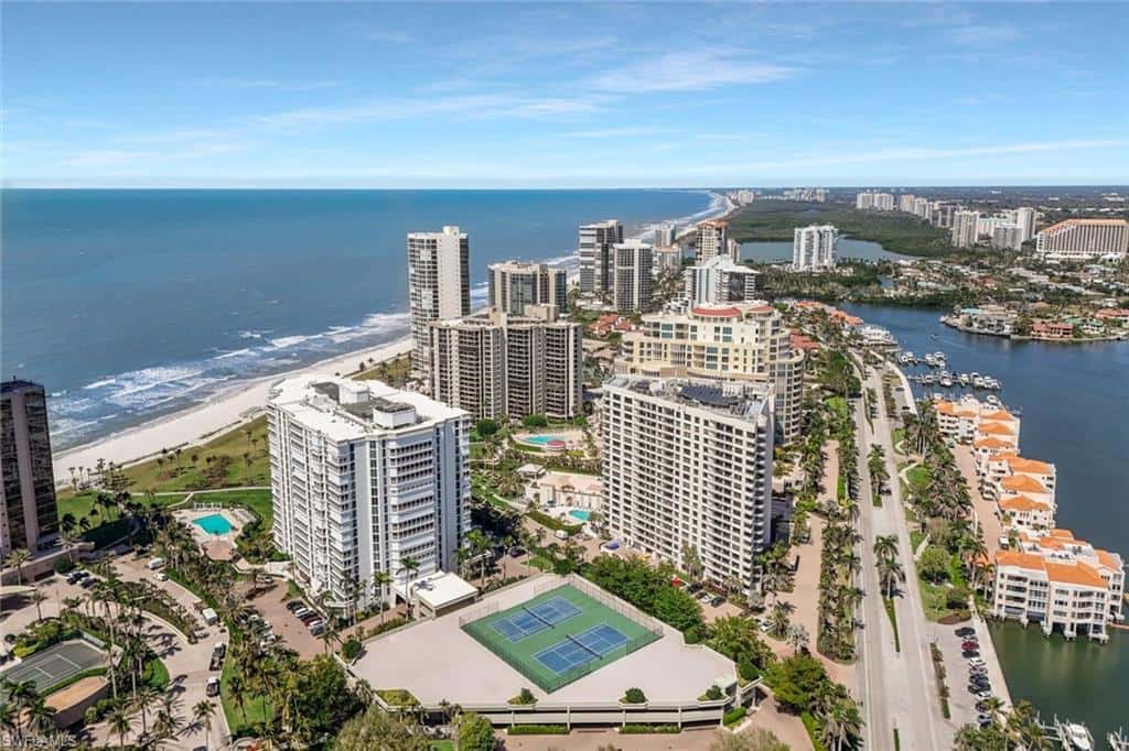 4401 Gulf Shore Blvd #1104, Naples, photo 4