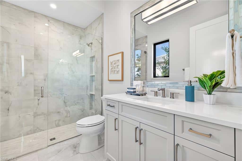 16732 Lucarno Way, Naples, photo 24