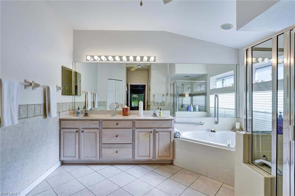 7442 Meldin Ct, Naples, photo 37