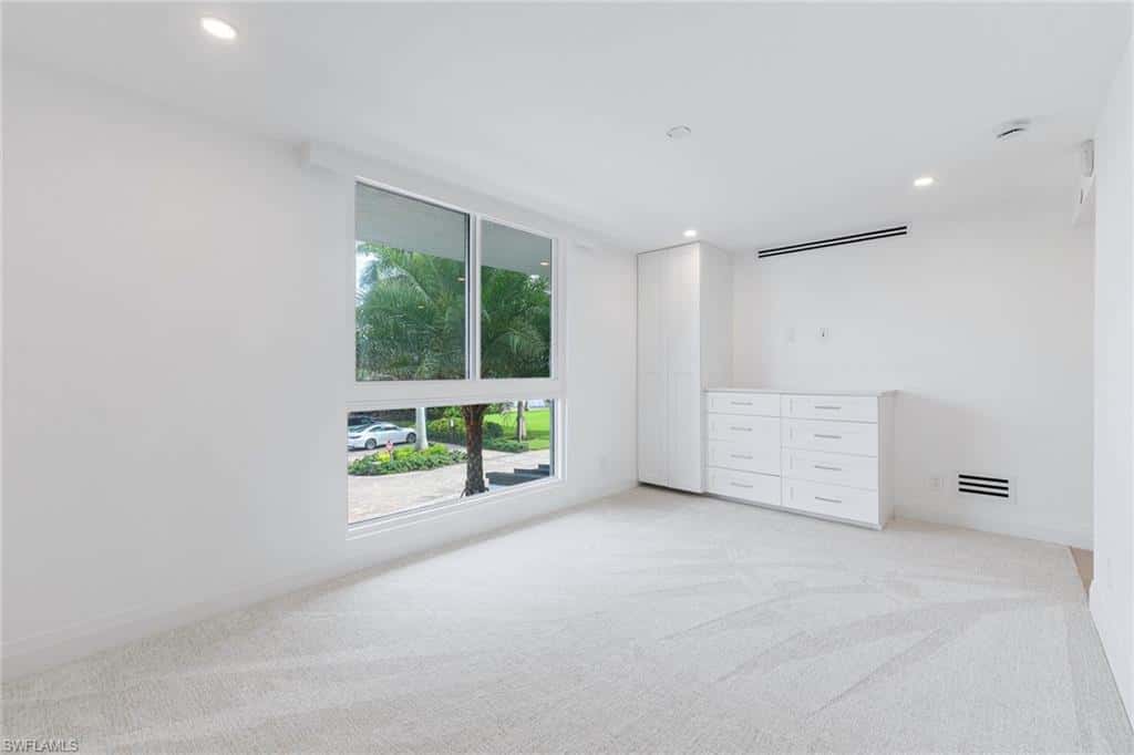 2388 Gulf Shore Blvd #204, Naples, photo 27