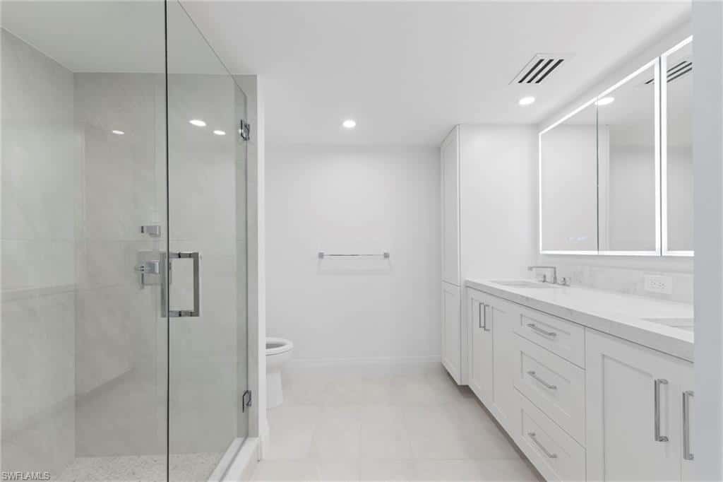 2388 Gulf Shore Blvd #204, Naples, photo 20