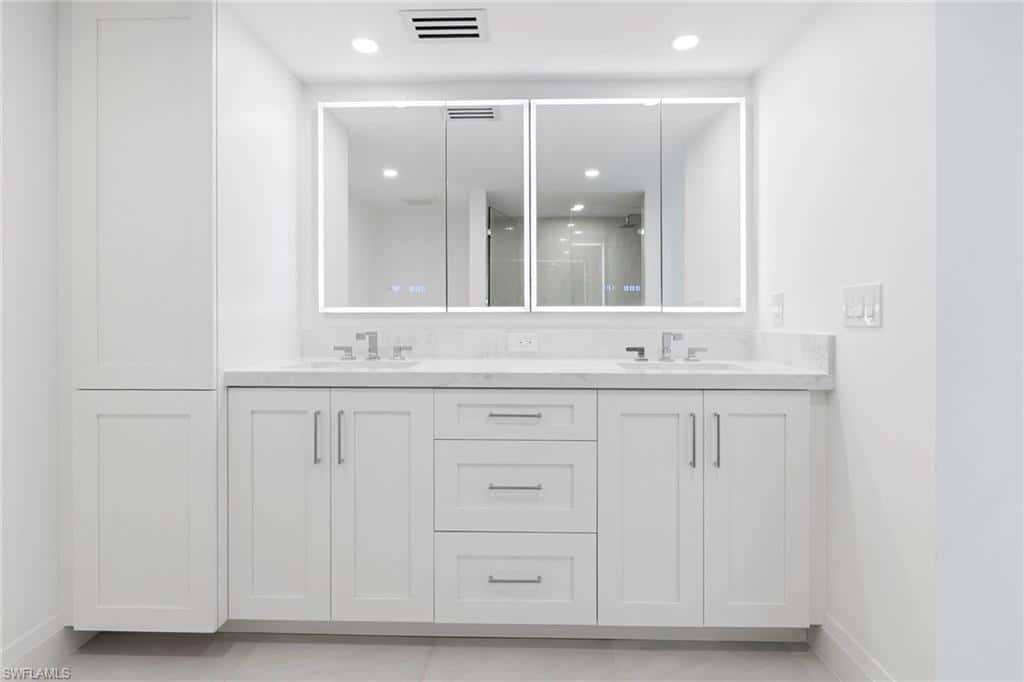 2388 Gulf Shore Blvd #204, Naples, photo 21