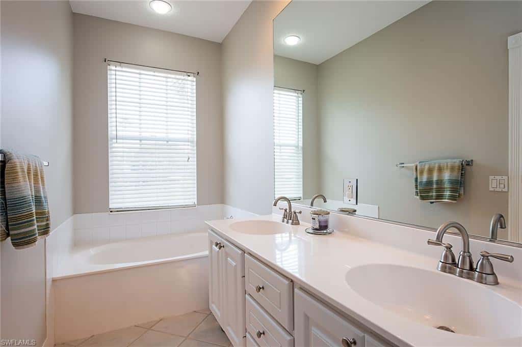 5697 Cove Cir #42, Naples, photo 9