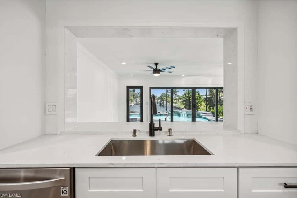 1627 29th Ter, Cape Coral, photo 7