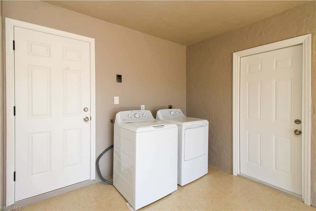 615 108th Ave, Naples, photo 39
