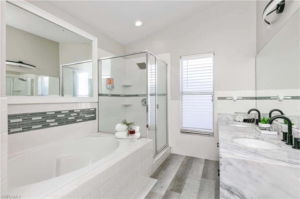 5608 Mandarin Ct, Davenport, photo 12