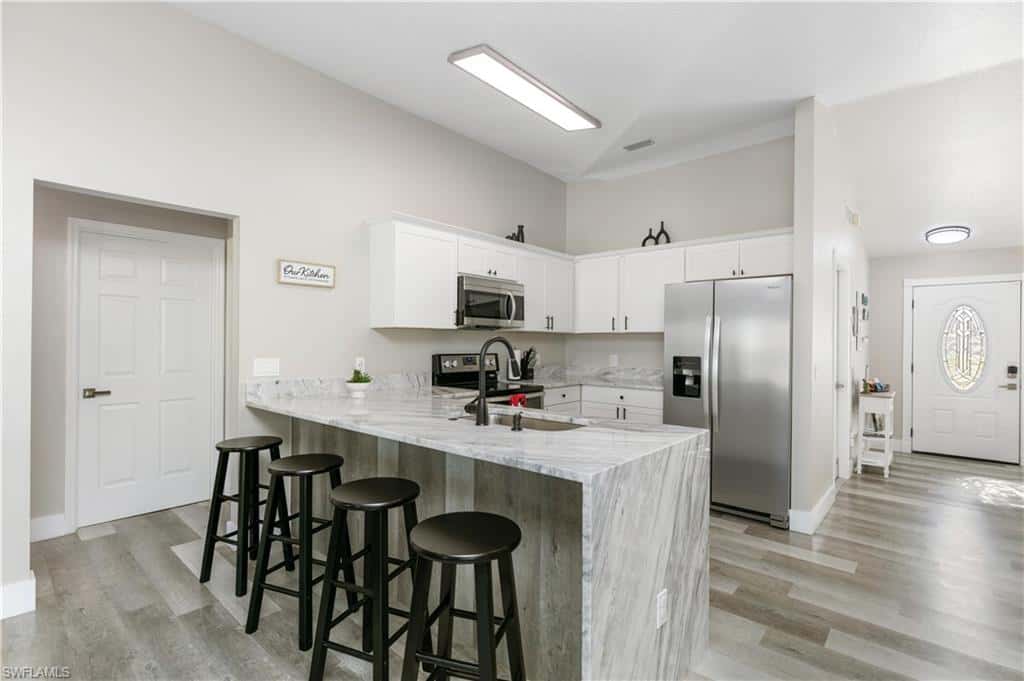 5608 Mandarin Ct, Davenport, photo 5