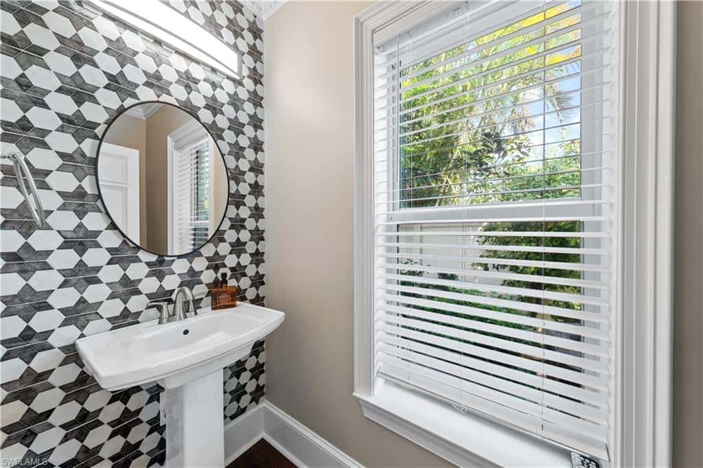 1807 Coral Cir, North Fort Myers, photo 14