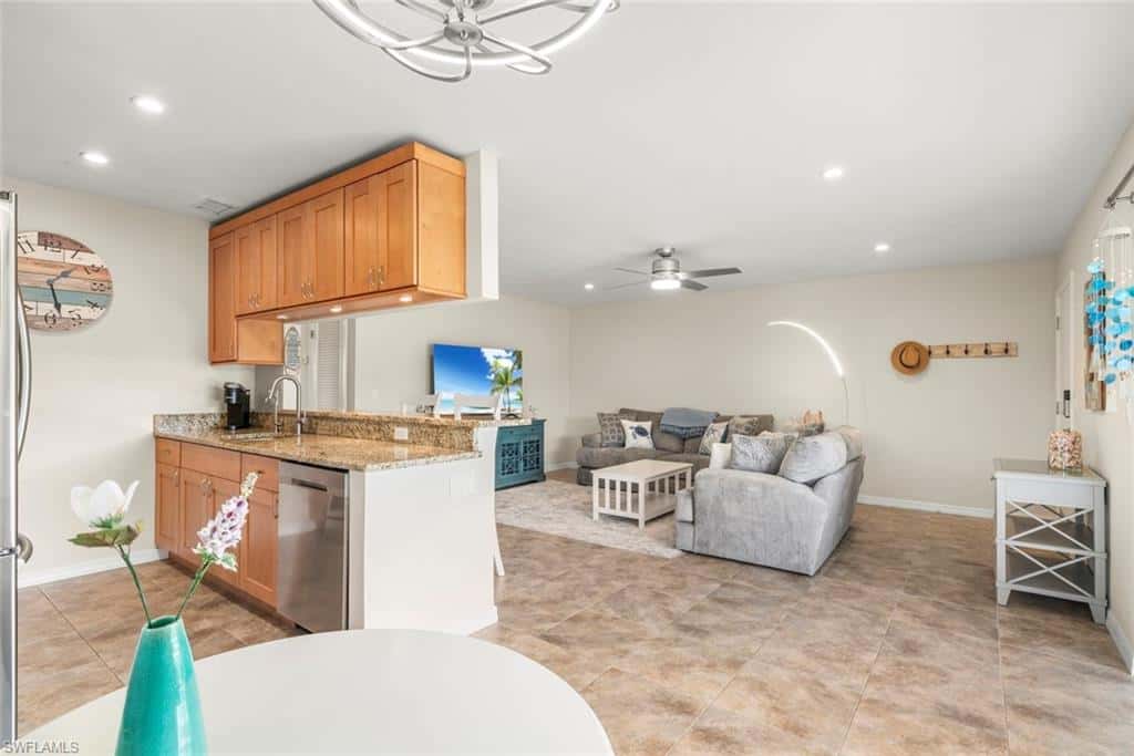 601 Periwinkle Way #d5, Sanibel, photo 7