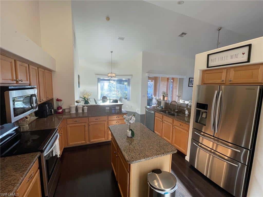 2409 17th Pl, Cape Coral, photo 5