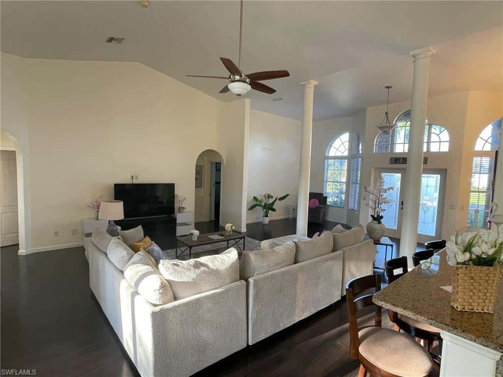 2409 17th Pl, Cape Coral, photo 9