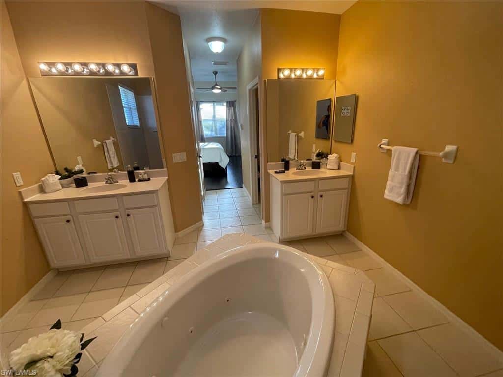 2409 17th Pl, Cape Coral, photo 18
