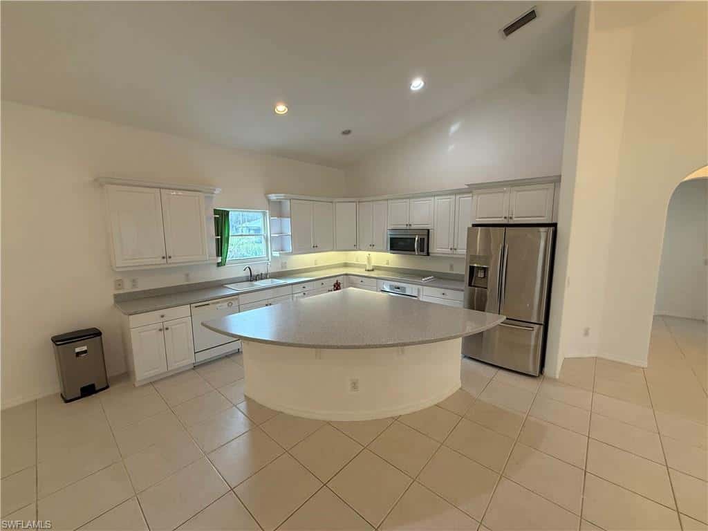 570 31st St, Naples, photo 21