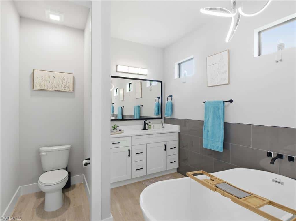 2233 17th Pl, Cape Coral, photo 16