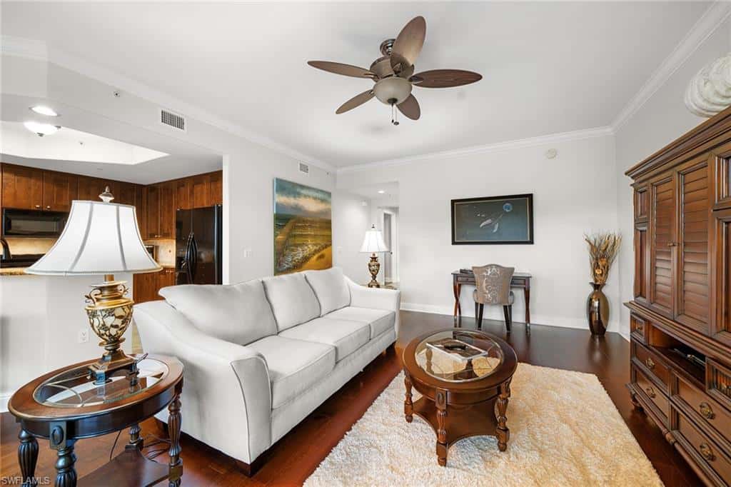 1015 Sandpiper St #d105, Naples, photo 6