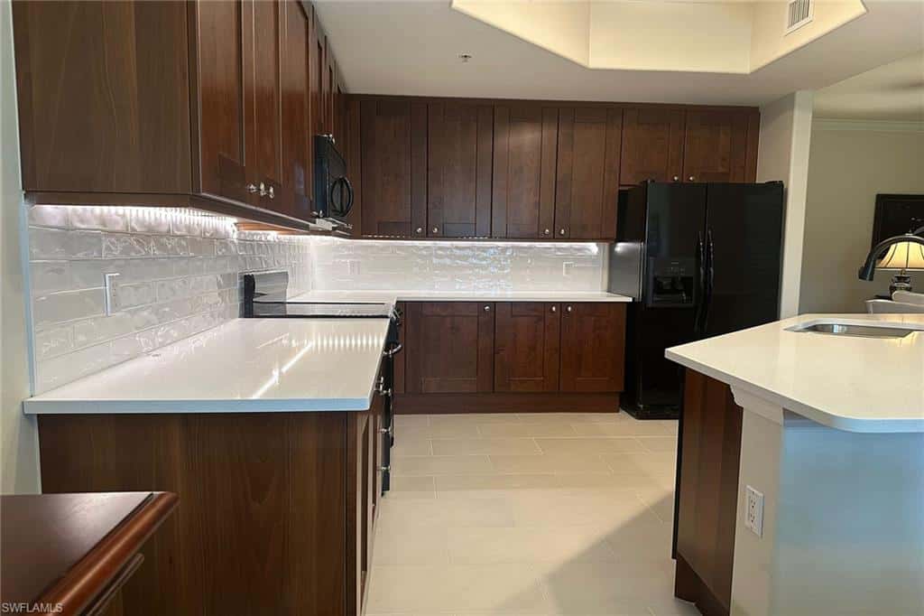 1015 Sandpiper St #d105, Naples, photo 9